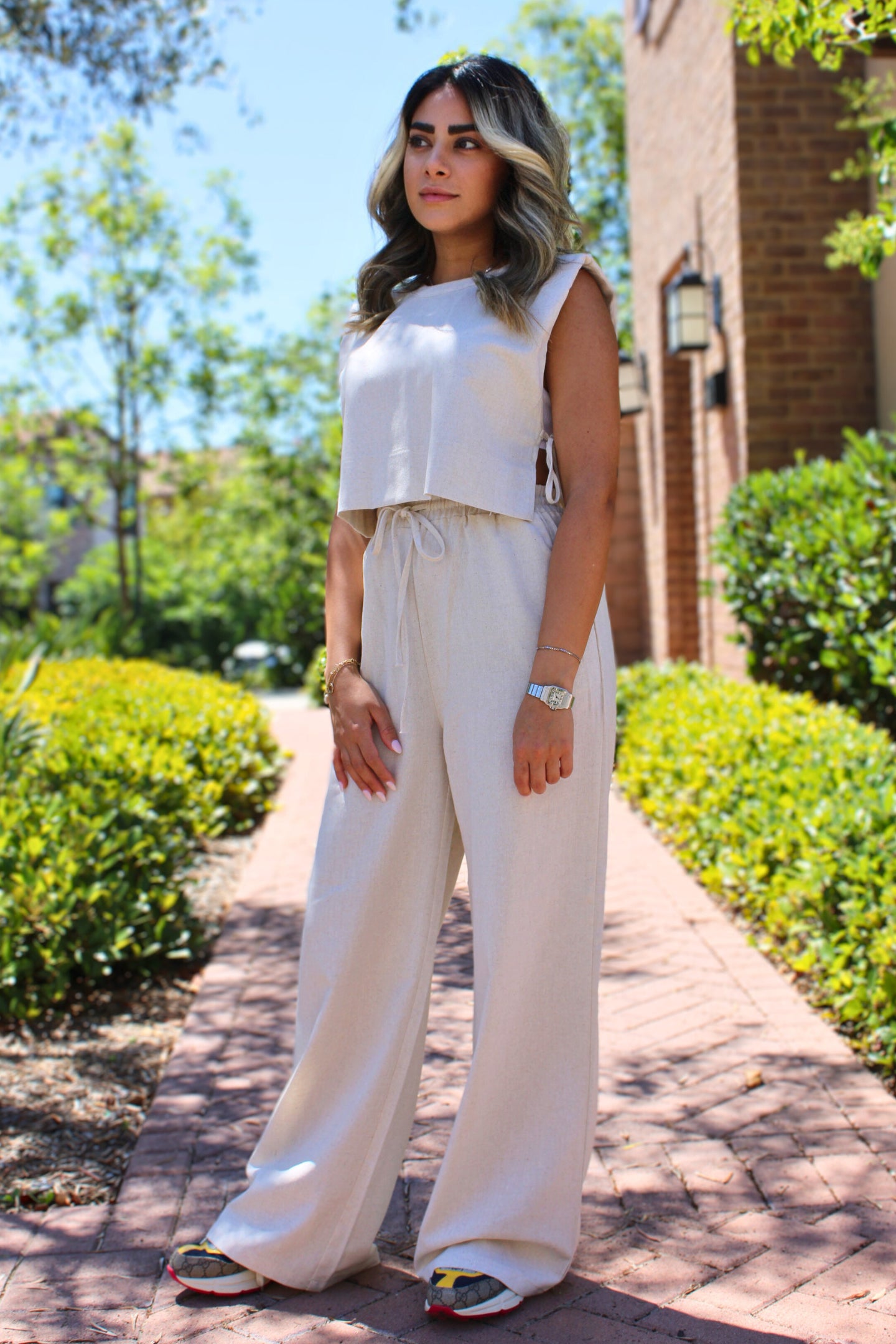Padded Shoulder Boho Linen Set – Women’s Two-Piece Linen Outfit, Summer & Resort Wear