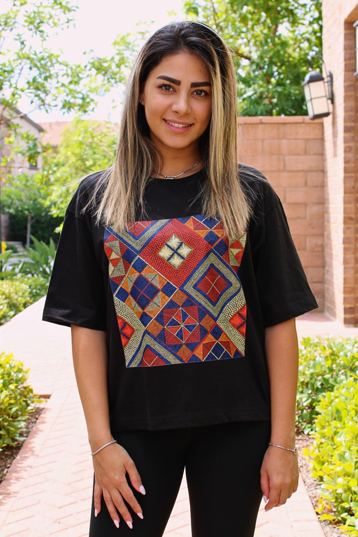 Persian Rug Pattern T-Shirt – Women's Boxy Fit with Cultural Carpet Design