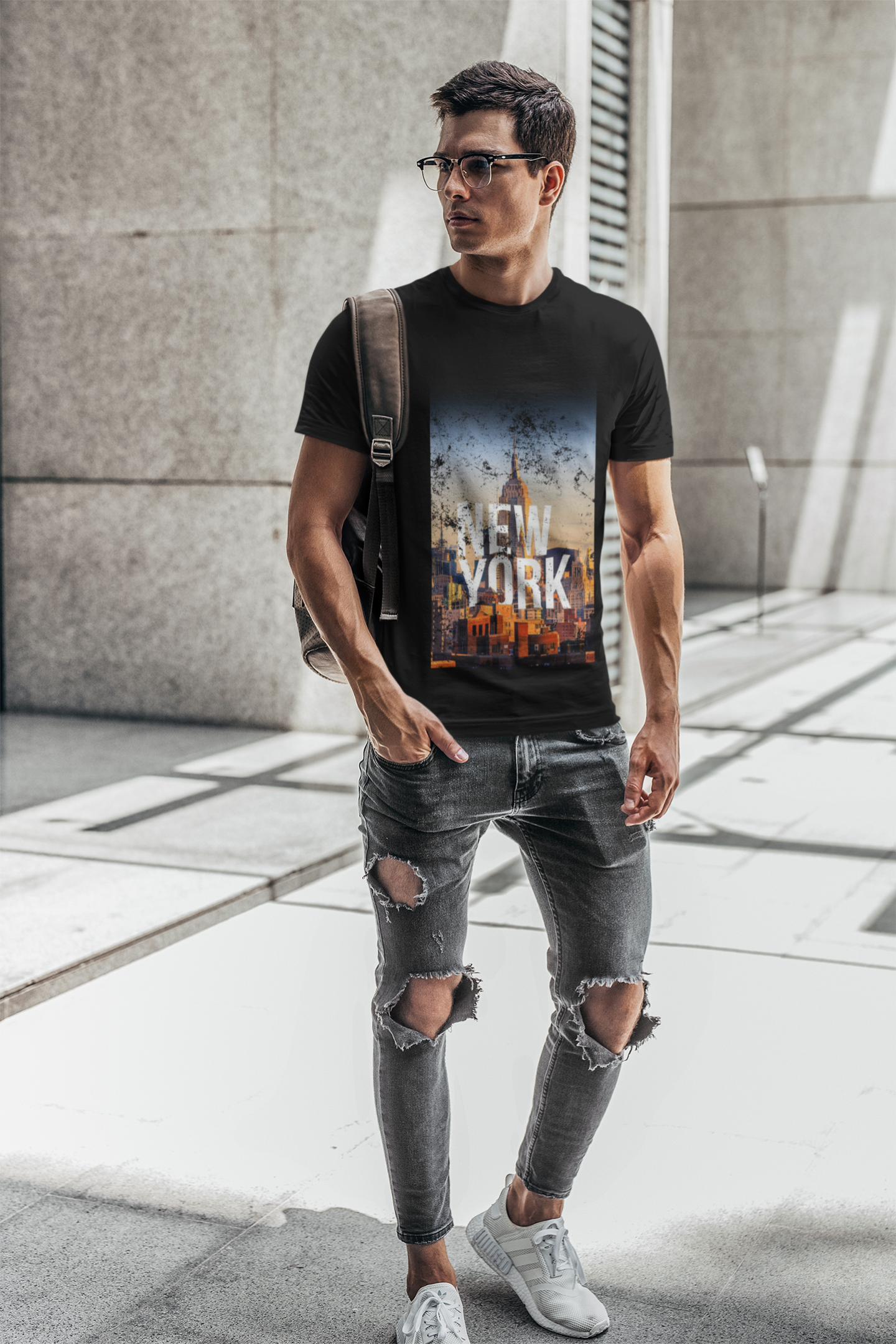 Unisex soft cotton T-shirt with New York cityscape graphic – Veesheh