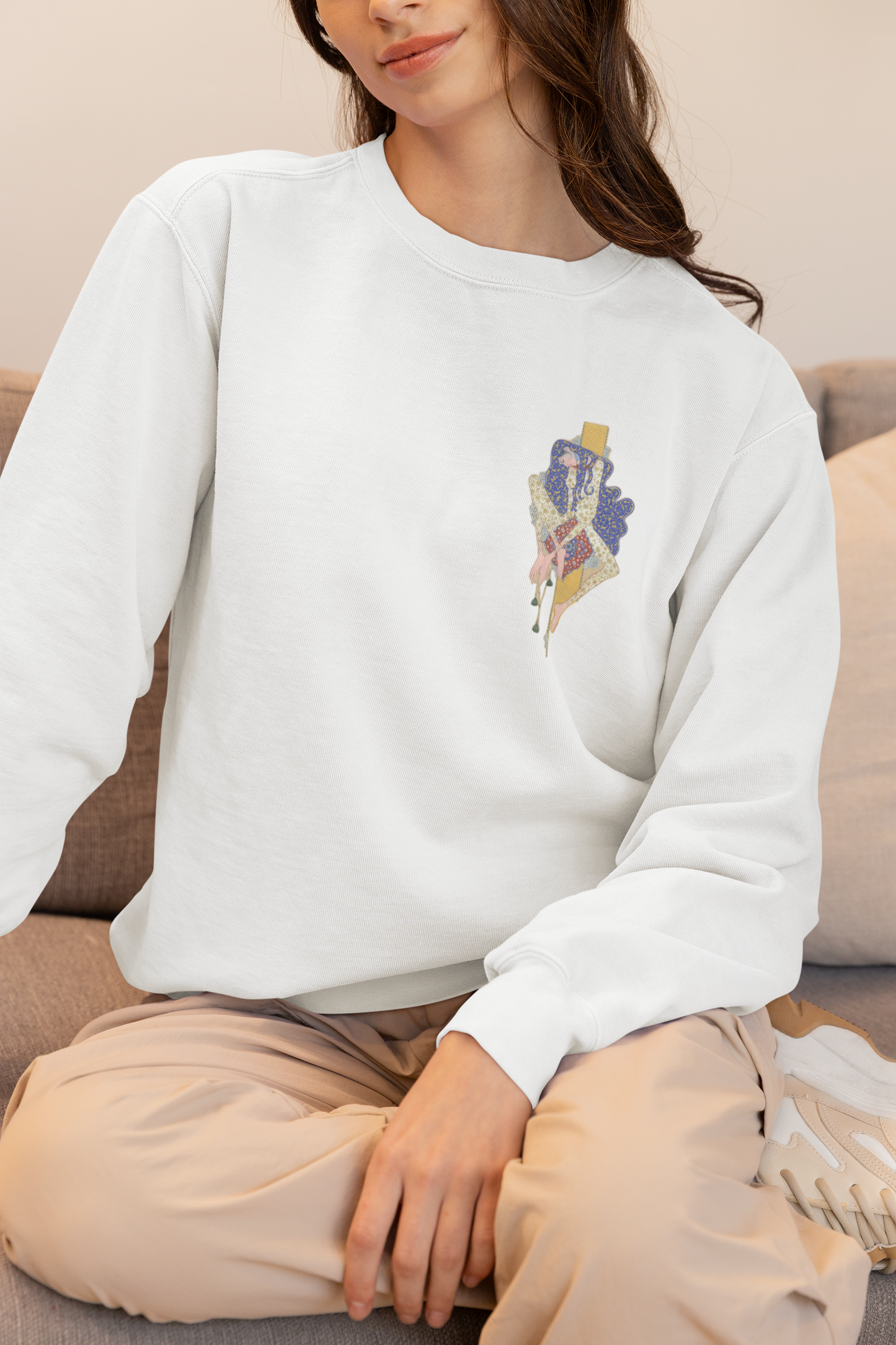 Persian Qajar Lady Sweatshirt – Artistic Heritage Crewneck