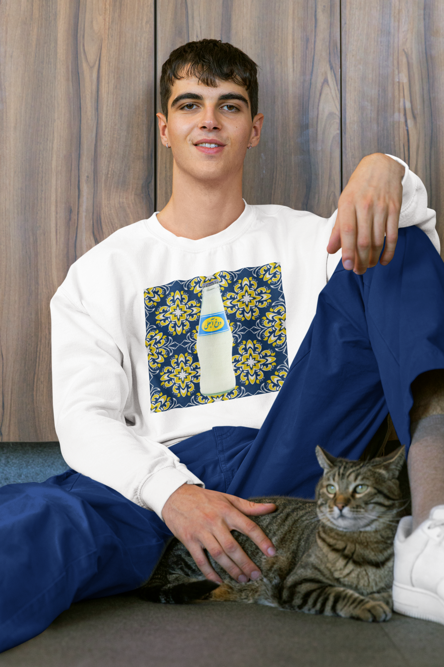 Unisex fleece sweatshirt with nostalgia Abali Doogh retro drink graphic – Veesheh