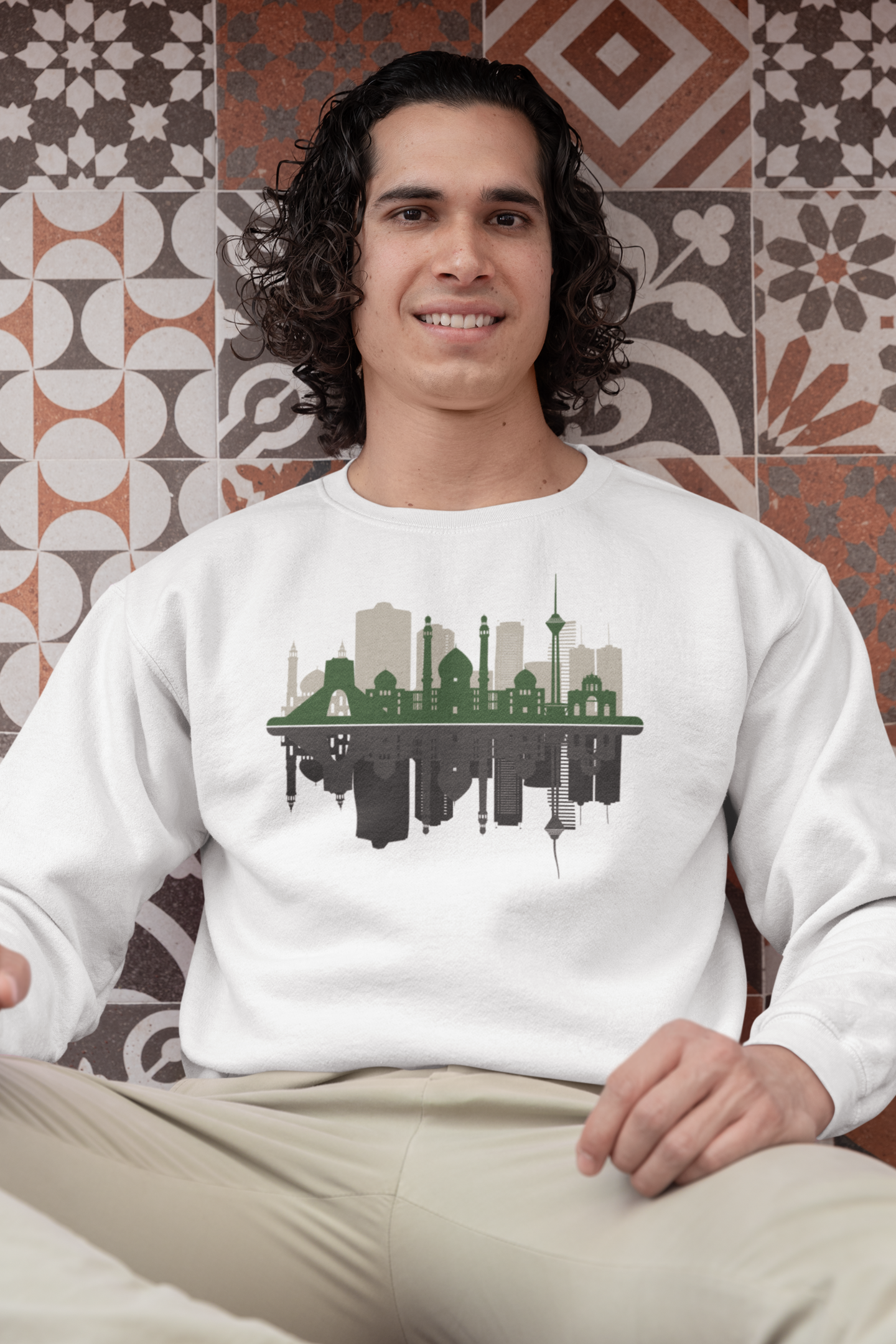 Model wearing Tehran Skyline Unisex Sweatshirt – Veesheh