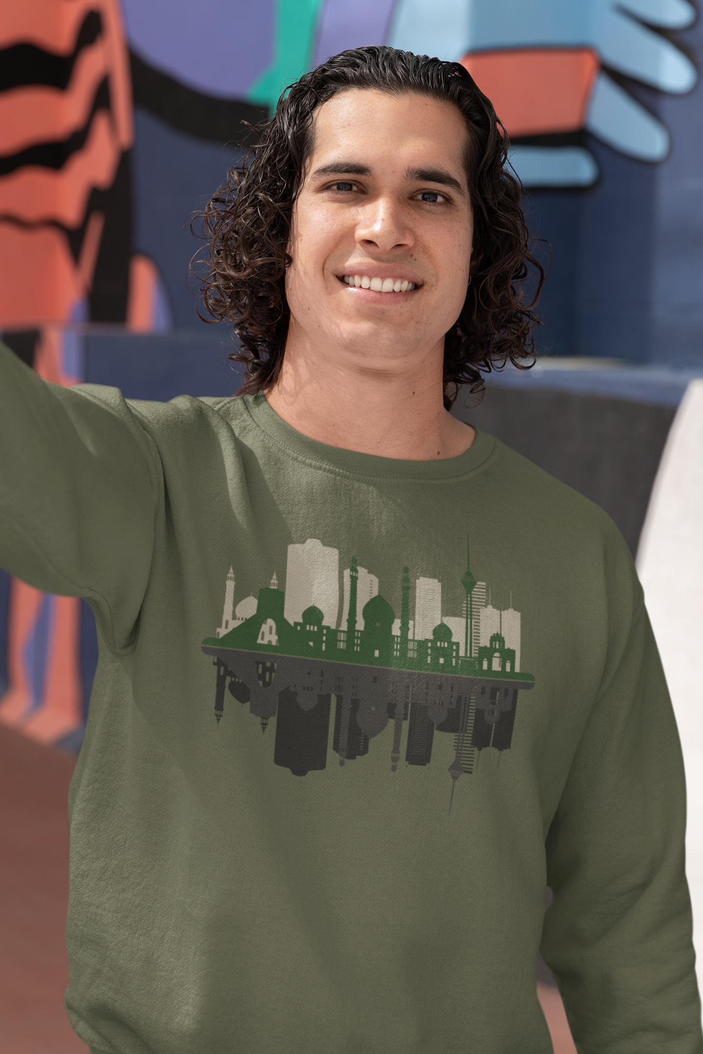 Unisex fleece sweatshirt with Tehran skyline graphic – Veesheh