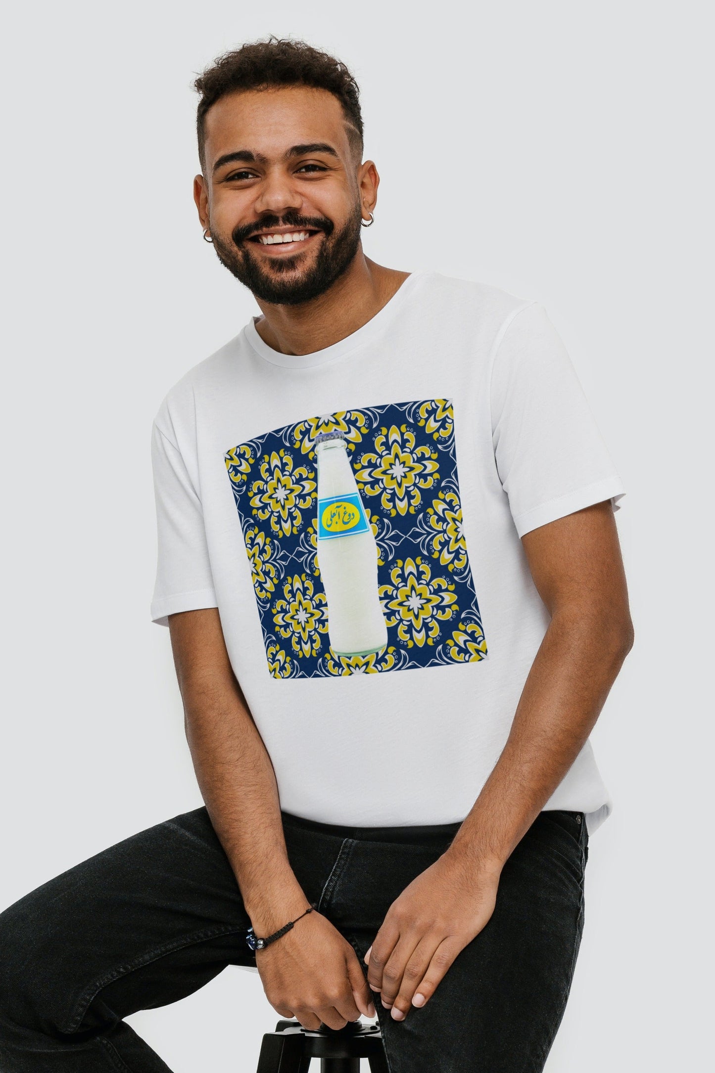 Abali Persian Nostalgic Design T-shirt - Veesheh