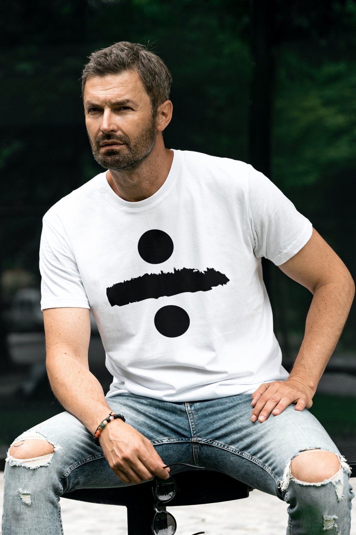 Division Sign T-shirt - Veesheh