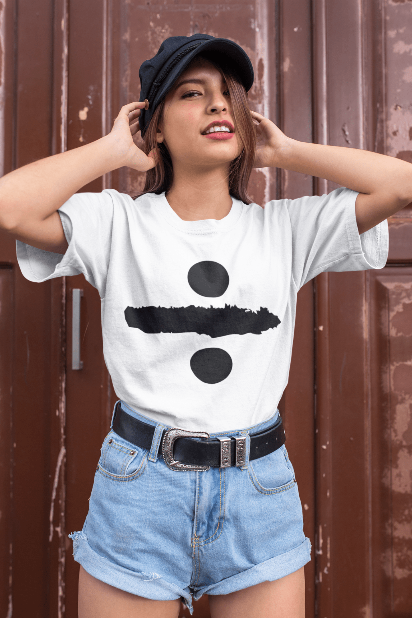 Division Sign T-shirt - Veesheh