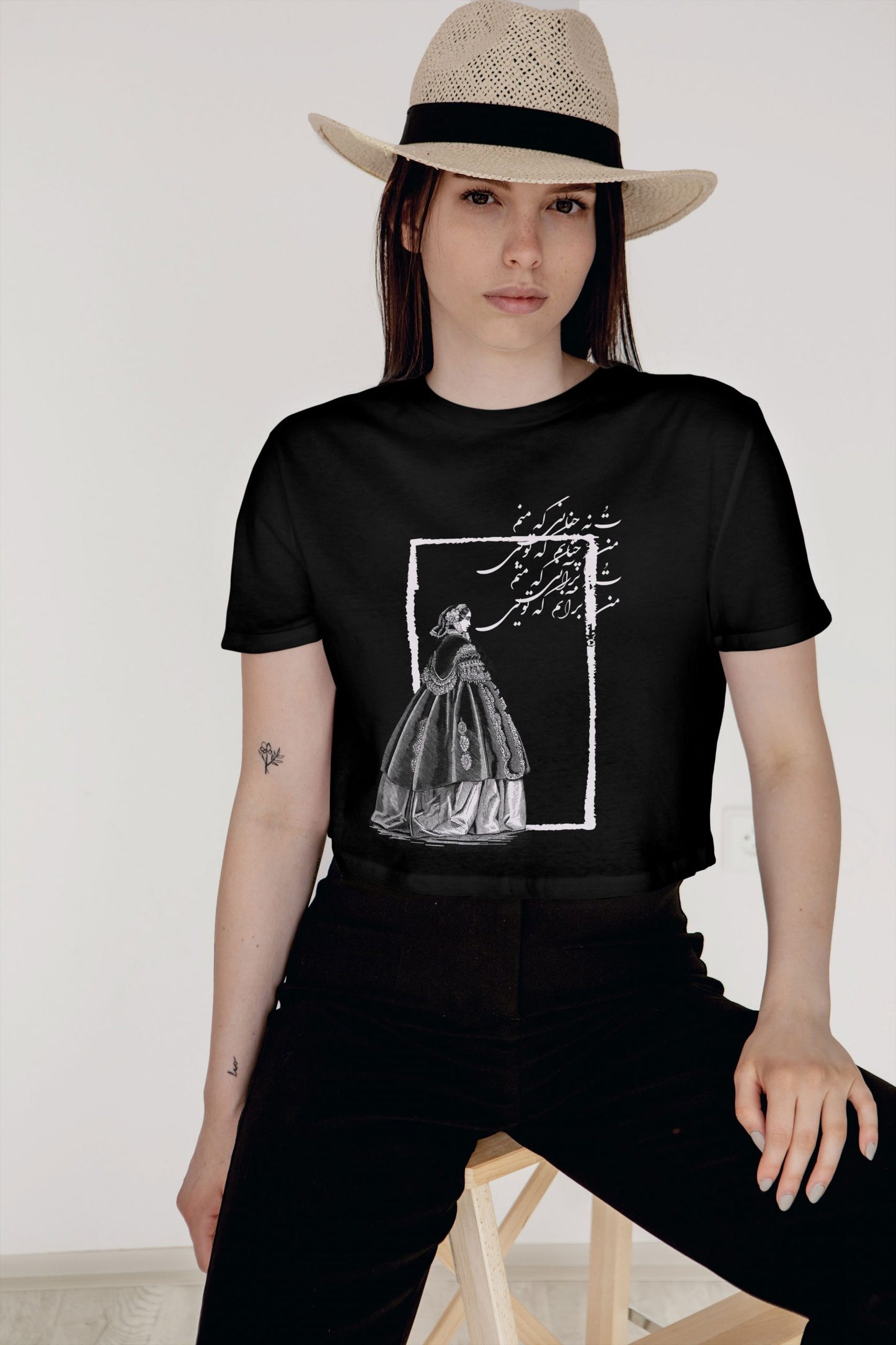 Victorian Lady With Poem Women Boxy T-shirt - Black, XL